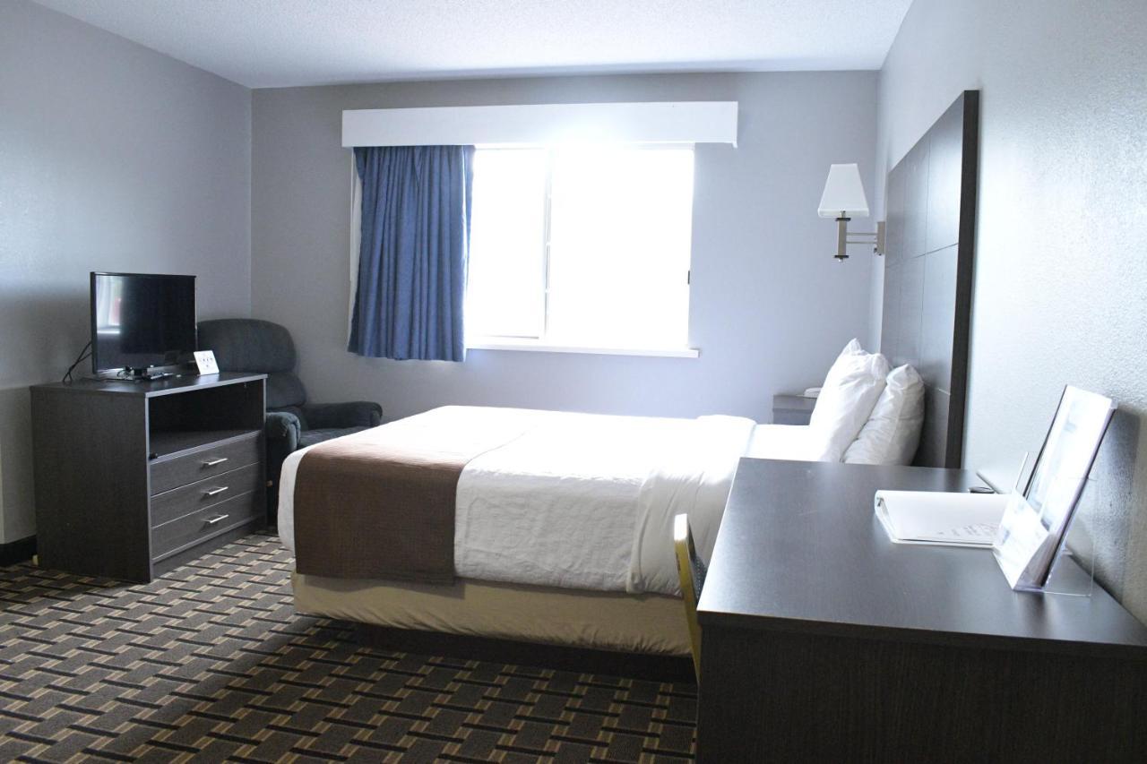 Adams Inn And Suites Dış mekan fotoğraf