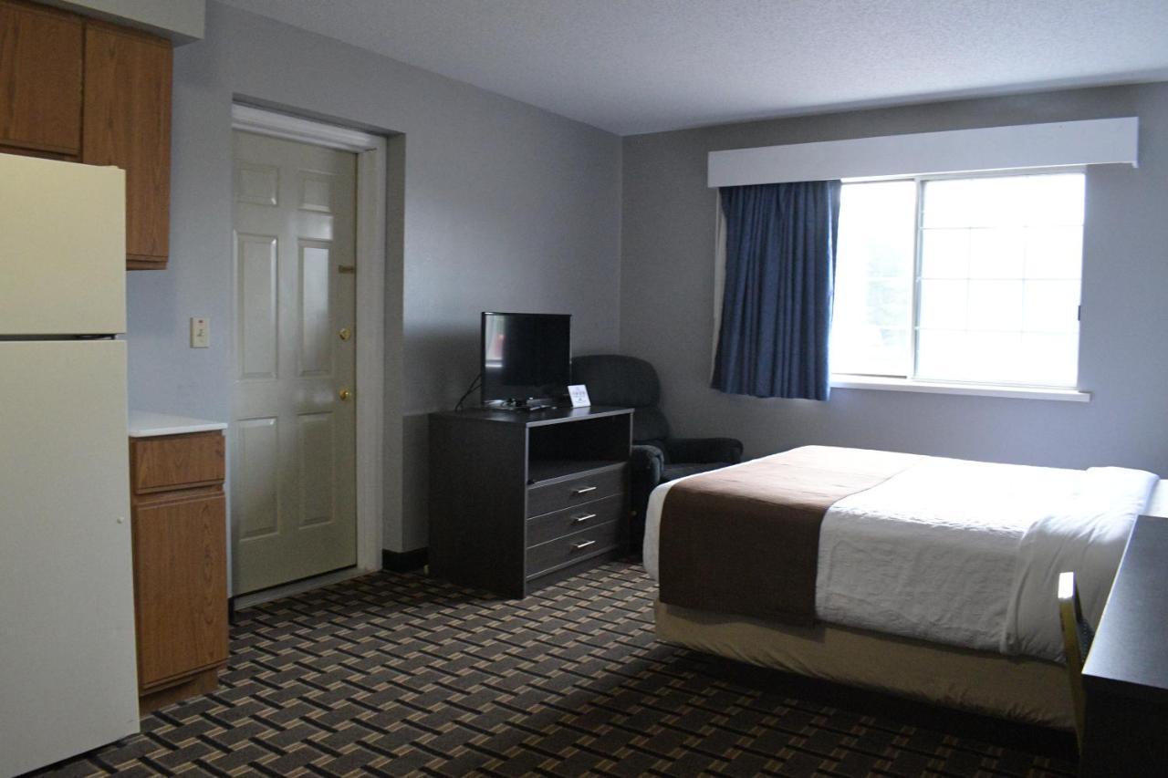 Adams Inn And Suites Dış mekan fotoğraf